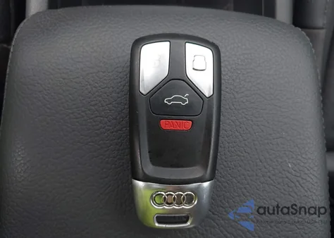 2017 Audi A4 2.0T Premium из США, поврежденный, VIN WAUANAF47HN006377